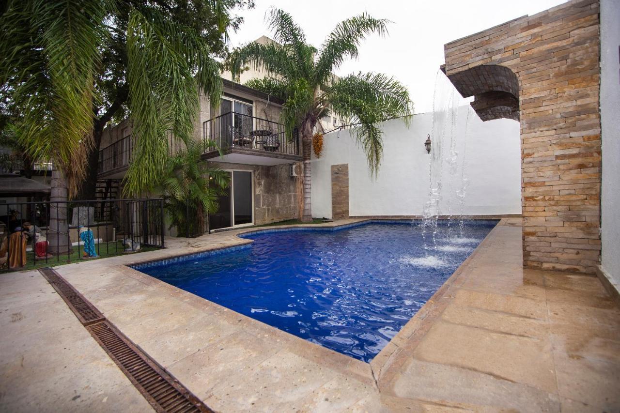 Hotel Mahu Monterrey Eksteriør bilde
