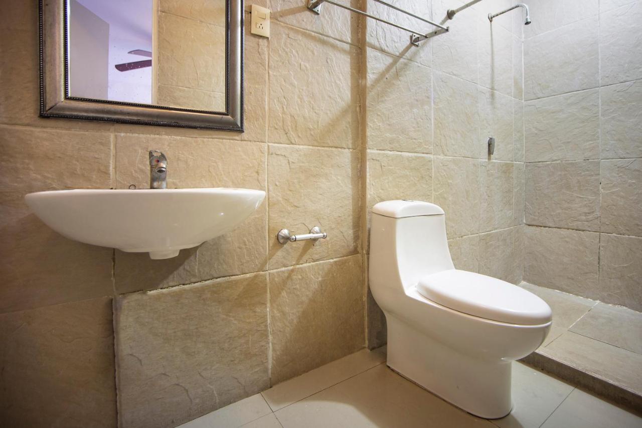 Hotel Mahu Monterrey Eksteriør bilde