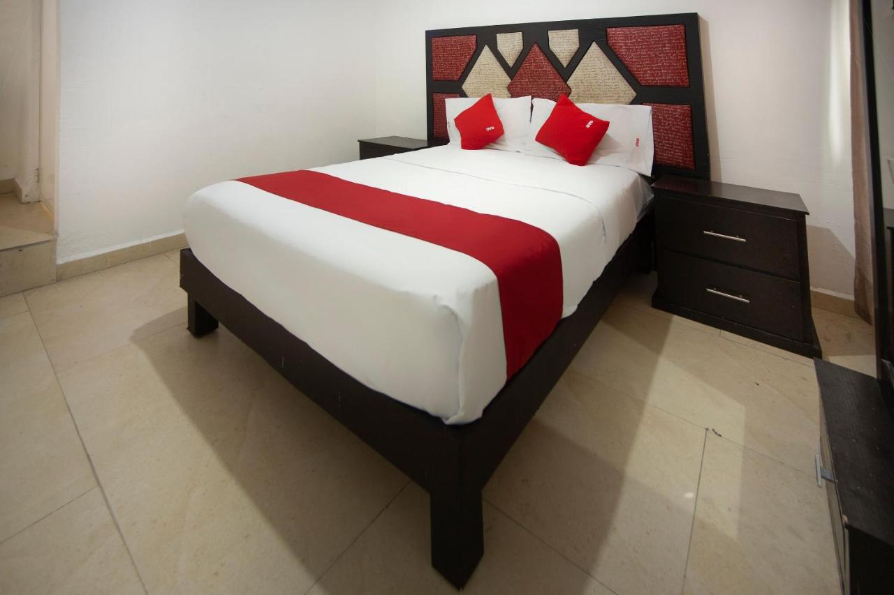 Hotel Mahu Monterrey Eksteriør bilde